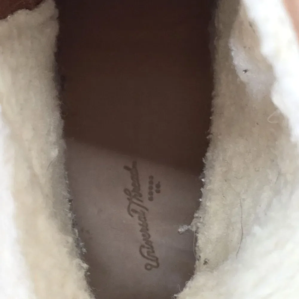 Universal Thread Faux Shearling Sneaker Boots Womens 10 Brown Cozy Winter Zip...